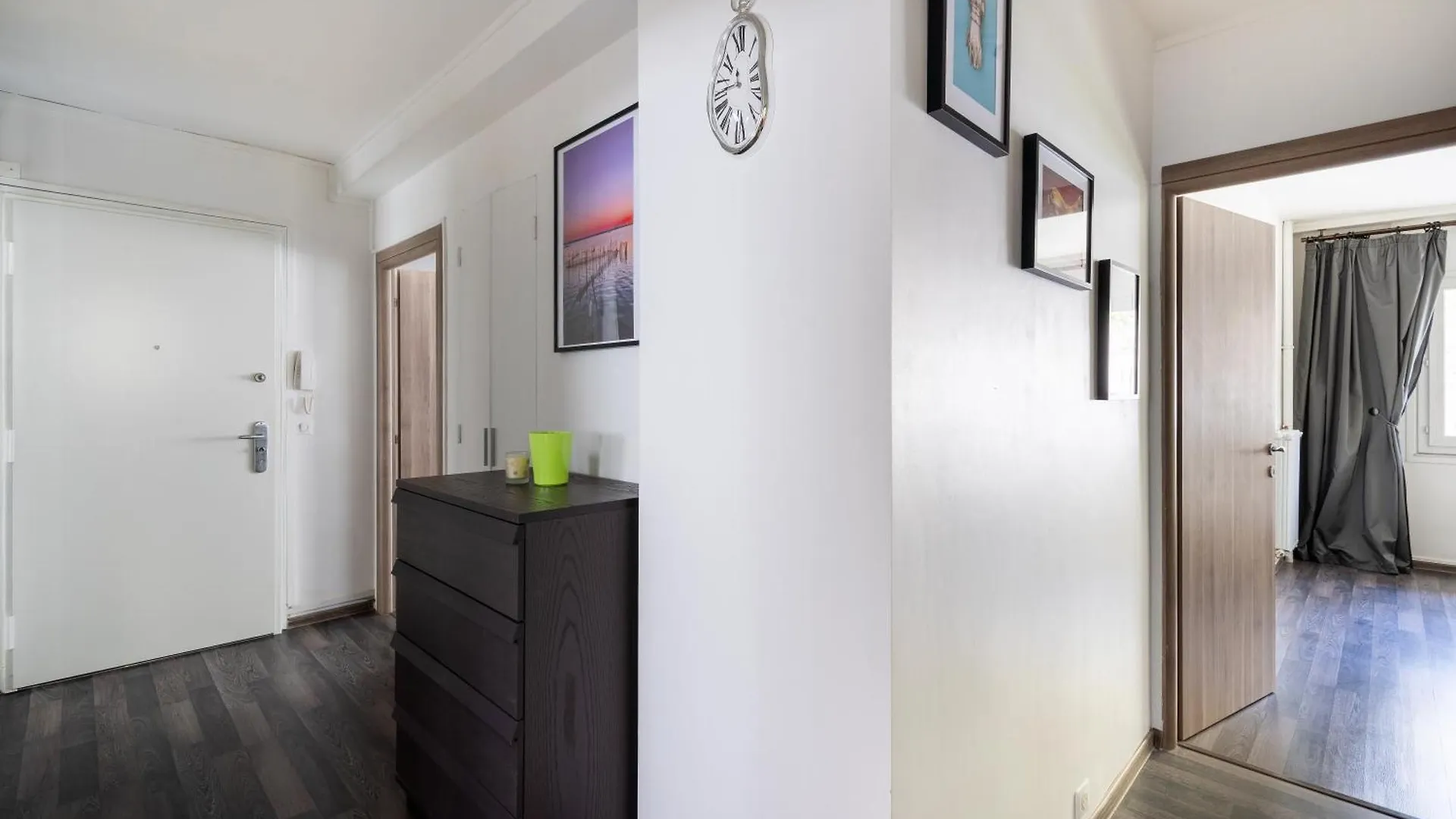 Bright & Contemporary 2Bd Apartment Paris